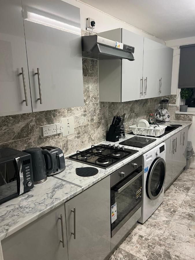 Accu Care Apartment Londra Dış mekan fotoğraf