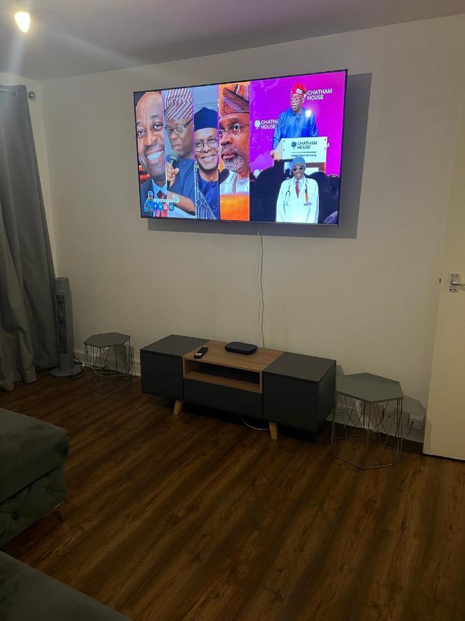 Accu Care Apartment Londra Dış mekan fotoğraf